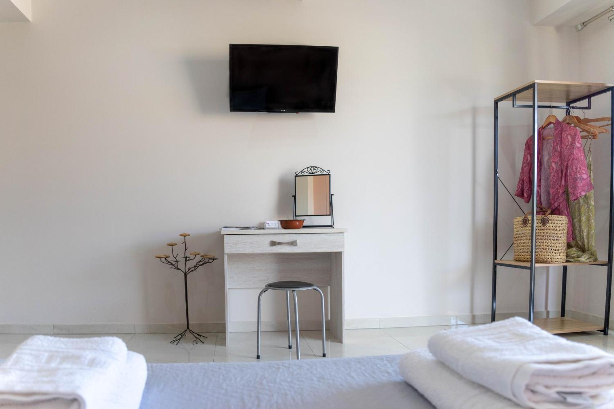 Levanda Luxury Studios Apartments Nydri  Exterior photo